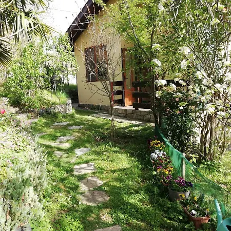 Yellow Fani Feriehus Sinemoretz